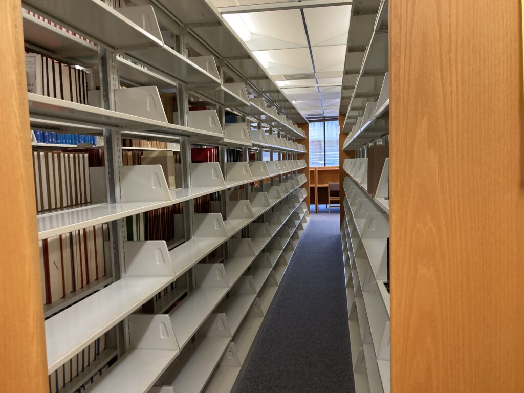 Picture of row of empty shelves